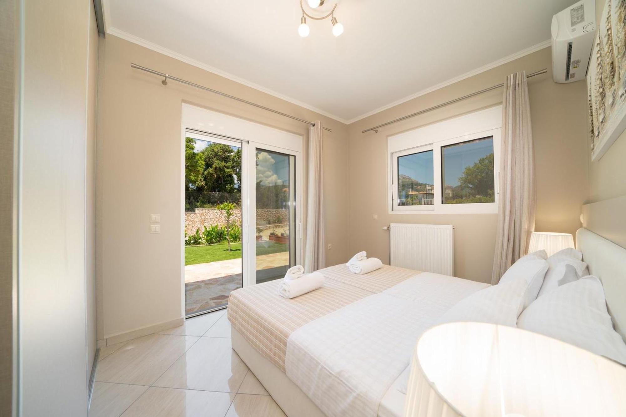 Dendra Apartments At Skala Poros  ภายนอก รูปภาพ