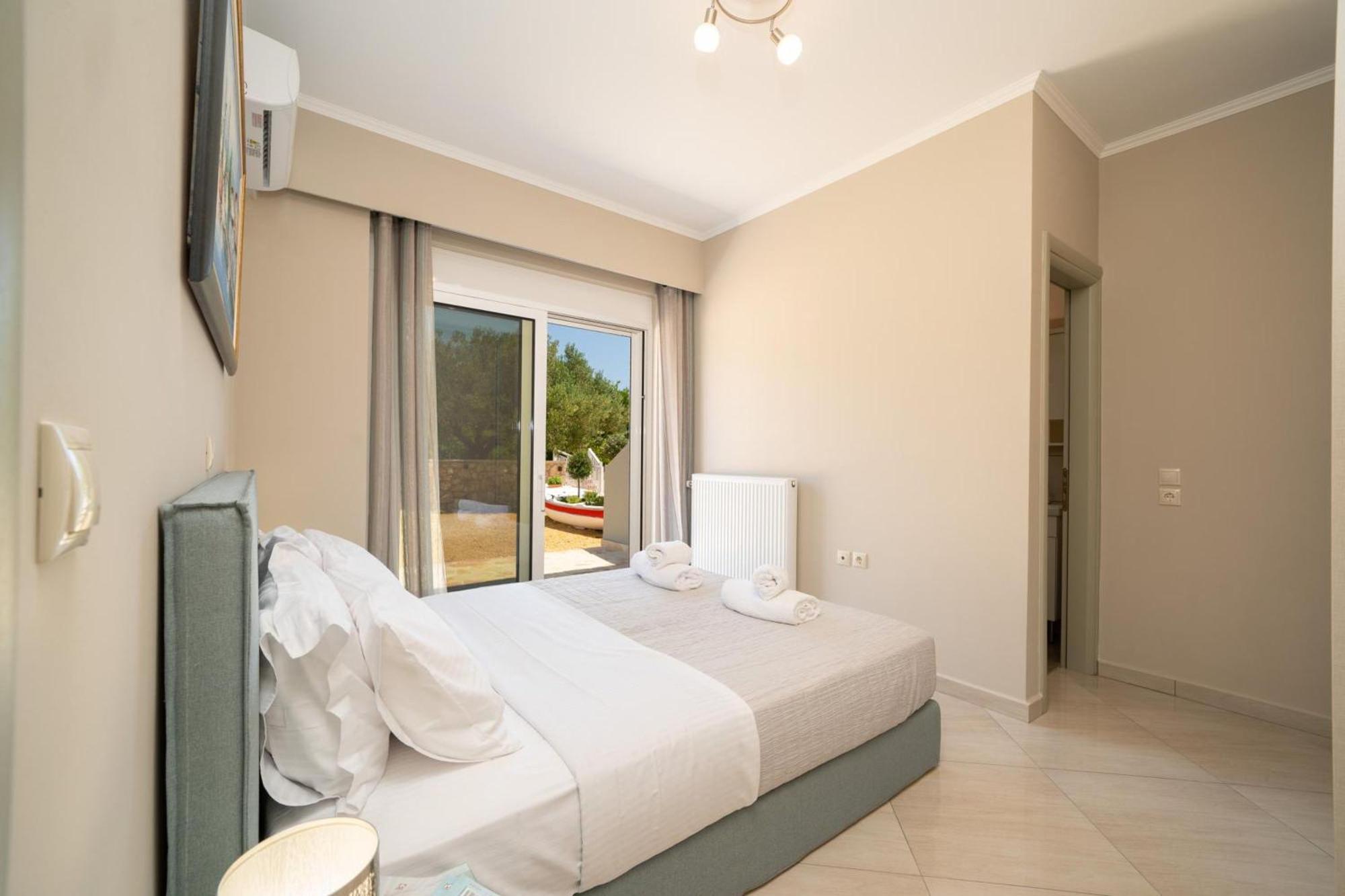 Dendra Apartments At Skala Poros  ภายนอก รูปภาพ