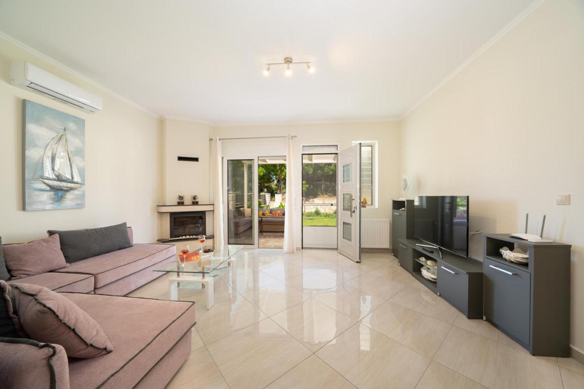 Dendra Apartments At Skala Poros  ภายนอก รูปภาพ