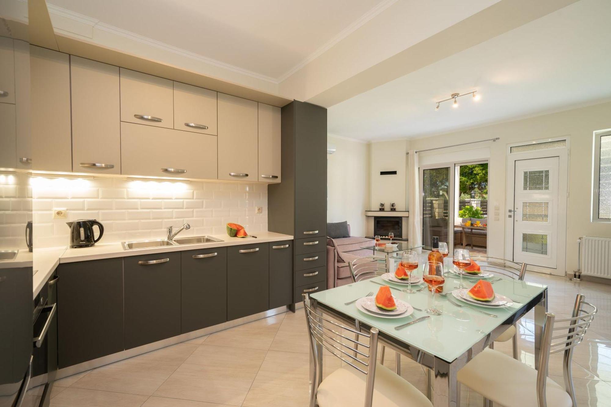 Dendra Apartments At Skala Poros  ภายนอก รูปภาพ